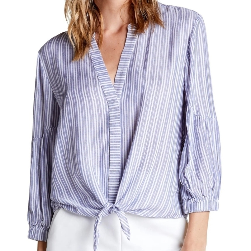Michael Stars Kendra tie front balloon sleeve shirt blue white small